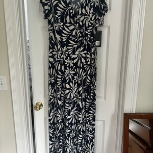 Gilli Navy and Cream Floral Maxi Dress
